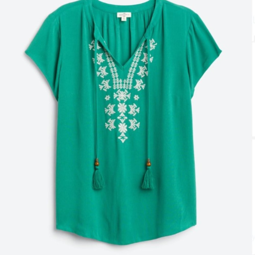Top - Embroidered with flutter sleeve